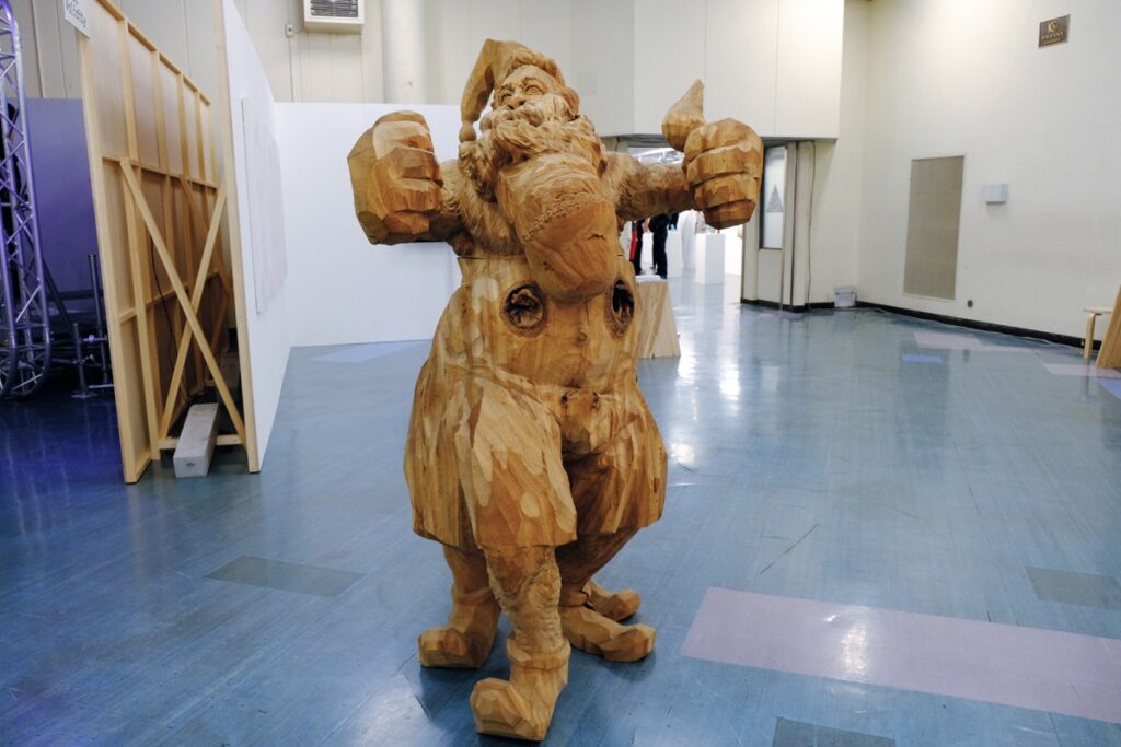 森靖「Twister」アート鑑賞レポート｜木材の持つ魅力を宿した彫刻作品