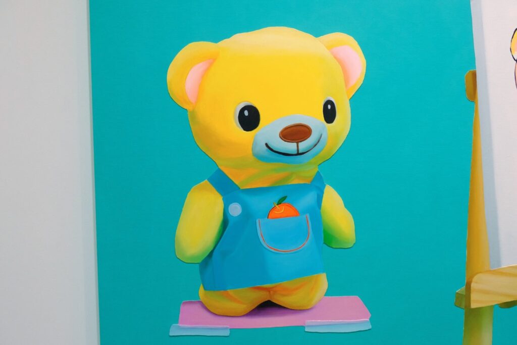高橋知裕個展「NUZU」｜ぬいぐるみをモチーフにした重層的な世界観の